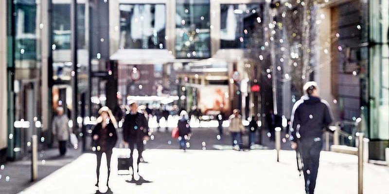 Abstract image of shoppers