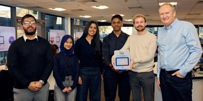 Students pitch to industry experts