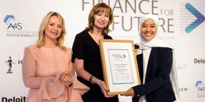 LUBS Alumna Receives National Award for Social Impact Leadership