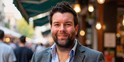 Dr Richard Hodgett named among Poets&Quants’ 2025 Best 40 Under 40 MBA Professors 