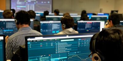 Students using amplify trading