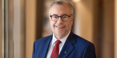 Senior industry expert discusses private markets and financial stability