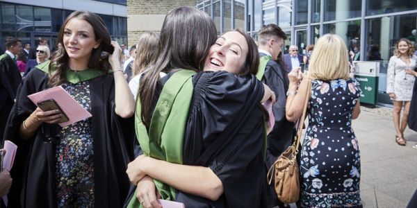 Summer graduation two girls 800400