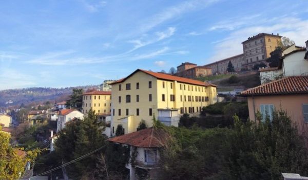 Houses on a hillside in Moncalieri