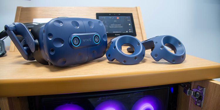 VR equipment for the Behaviour Lab