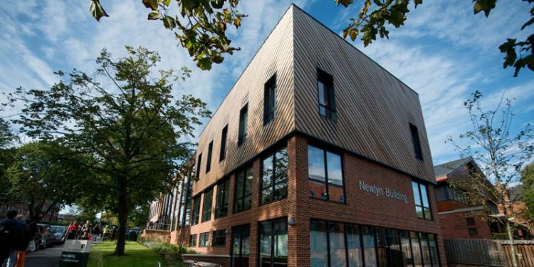 Business School celebrates the opening of the Newlyn Building
