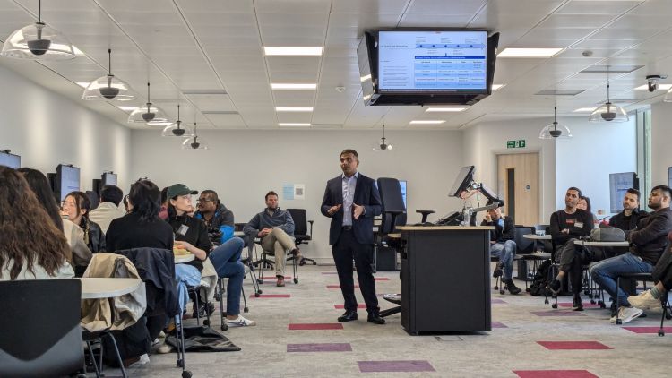 Leeds MBA alum Puneeth Sudheendra returns to inspire new cohort