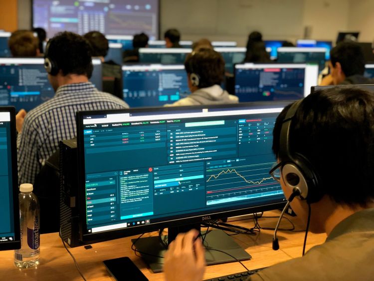 Accounting and Finance students get real-world experience with Amplify Trading