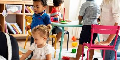 Children playing in nursery 800px