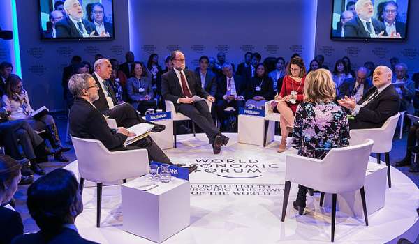 Participants at the Annual Meeting 2016 of the World Economic Forum in Davos. Photo credit: WORLD ECONOMIC FORUM/Benedikt von Loebell